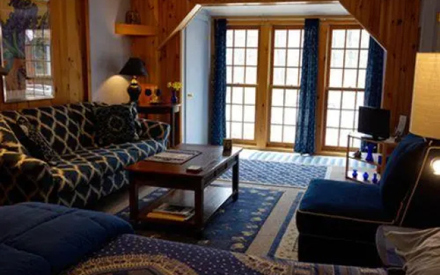 Cavalier Cottage B&B