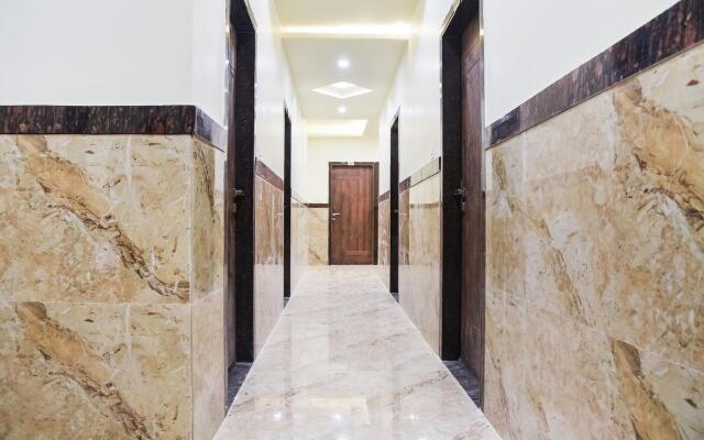 OYO 64599 Capital Hotel