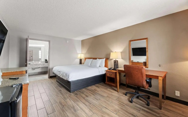 Best Western Mid-Cities Inn