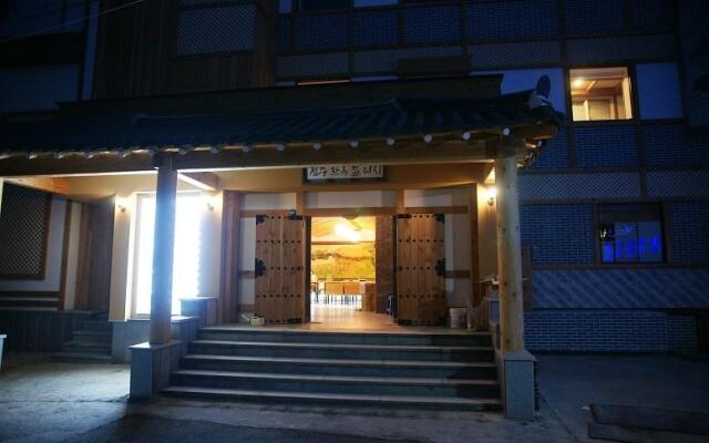 Jeonju Hanok Village Hotel