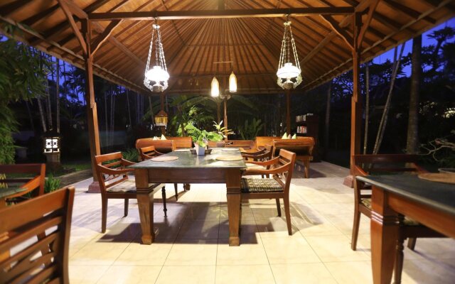 Bumi Ayu Bungalows