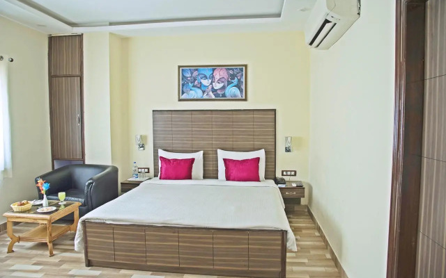 Spring Sky Mughalsarai by ShriGo Hotels