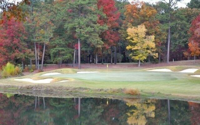 The Inn at Houndslake