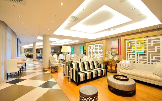 Holiday Inn Mauritius Mon Tresor by IHG