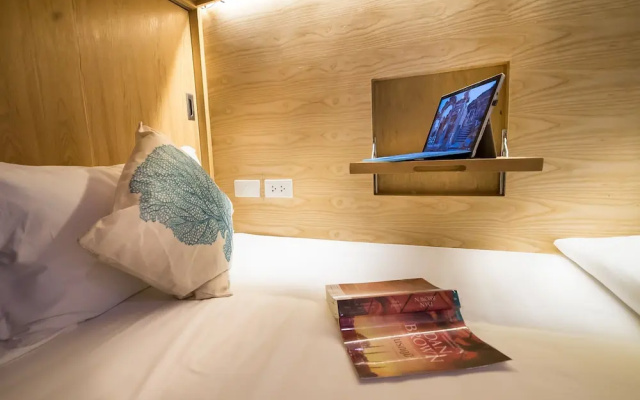 Thalay Cha Am Dorm Room of 4 Beds, A Co-living With Million Dollar View