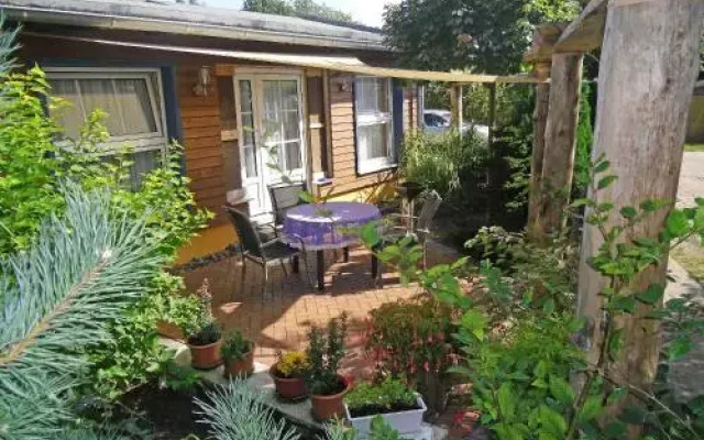 Ferienhaus In Suhemi mit Terrasse