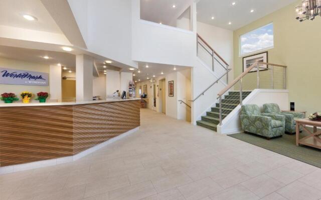 WorldMark Surfside Inn