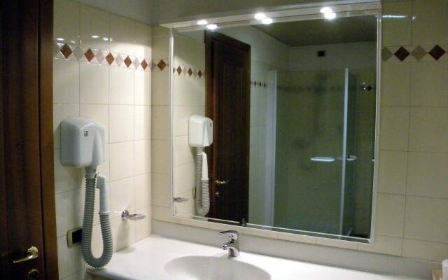 Hotel Corone
