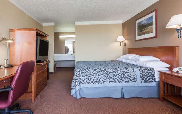 Days Inn by Wyndham Hillsboro TX