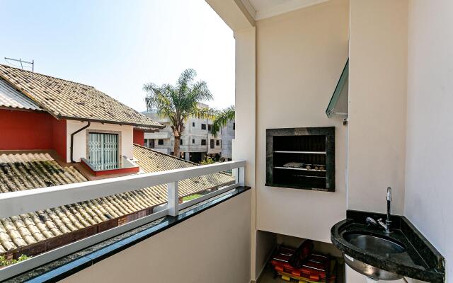 Lindo apto c/ sacada 850m da praia Ingleses RSY204