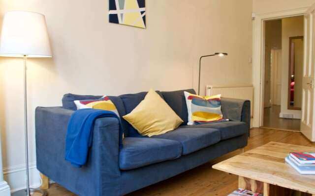 Beautiful 3 Bedroom Edinburgh Home