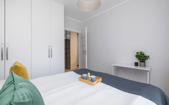Cracow Apartment With Gym by Renters