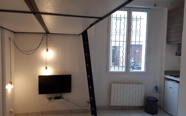 Enjoyable 20m² MONTREUIL 5 minutes Paris