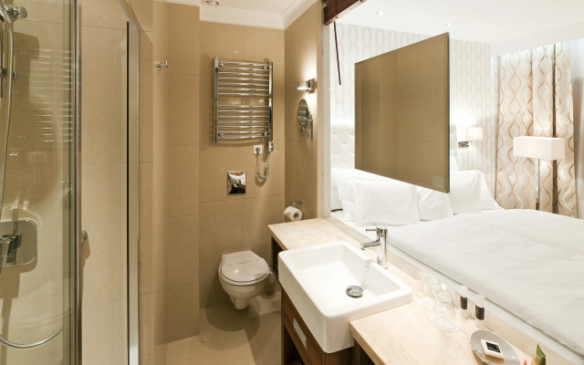 Pytloun City Boutique Self Check-in Hotel