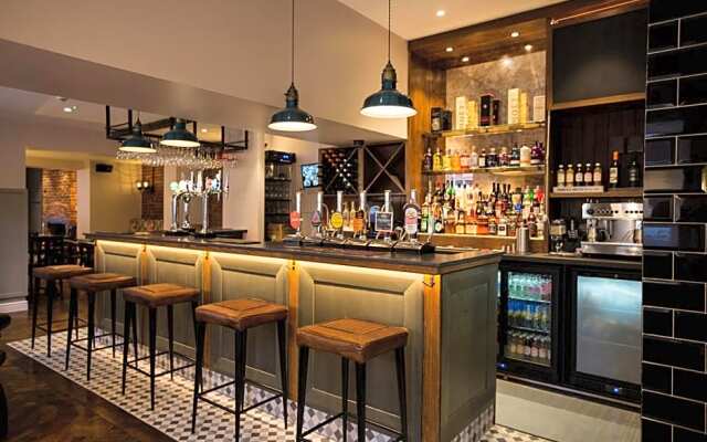 THE SPREAD EAGLE chesterfield