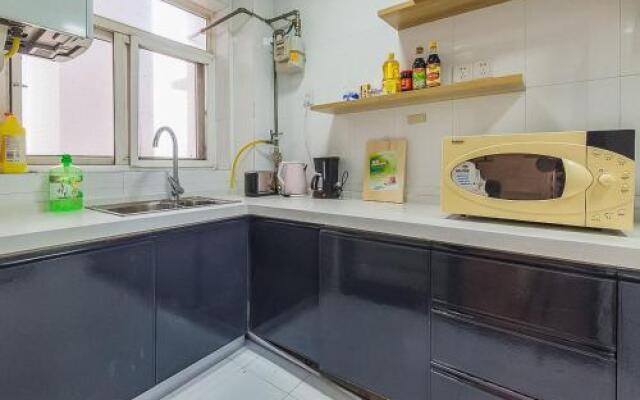 Xi'an Yanta·Xiaozhai· Locals Apartment 00135890