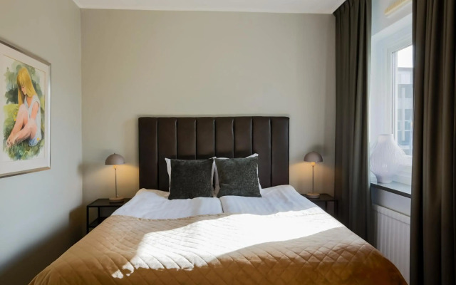 Home Hotel Cardinal