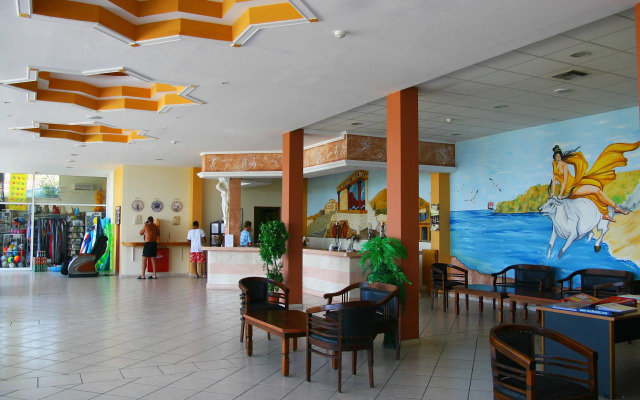 Aqua Sun Village
