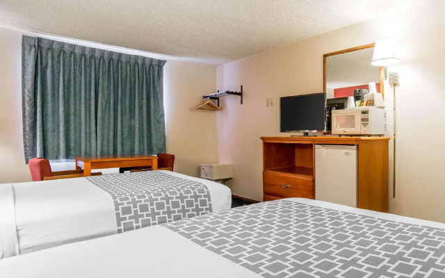 Econo Lodge Evanston