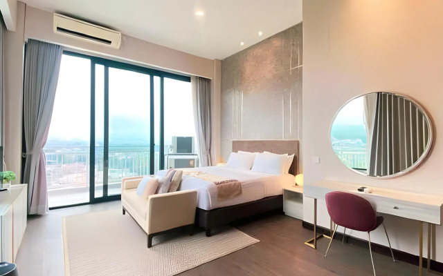 Senyum World Hotel