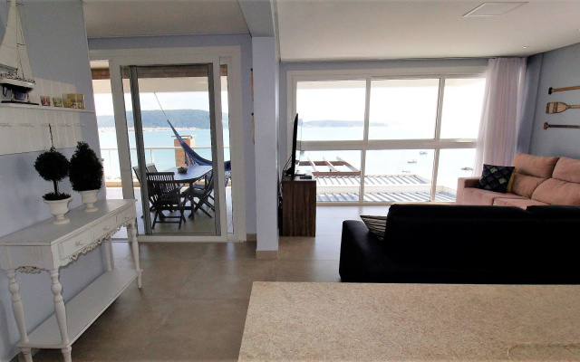 1080   Apartamento Com Vista Para O Mar Em Bombinhas