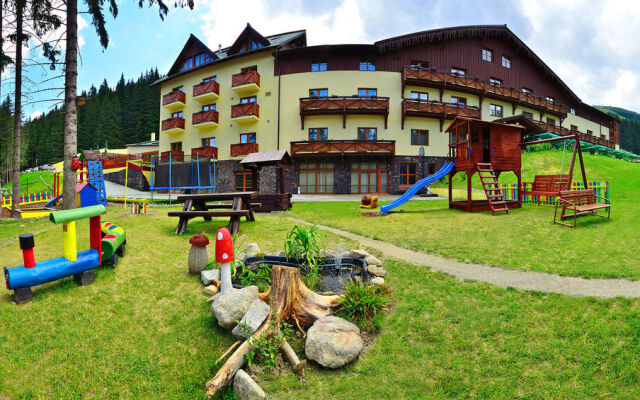 Ski & Wellness Residence Družba