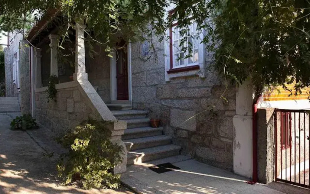 Casa de S. Faustino de Fridão