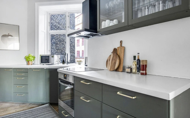 Sanders Promenade - Chic 2-bdr Apt w Water View