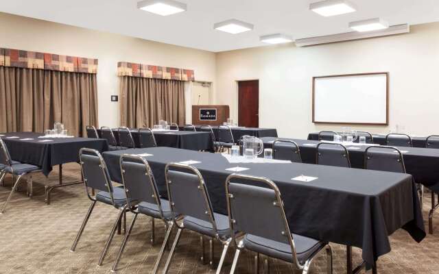 Ramada by Wyndham Weyburn