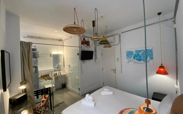 Antiguo Brondo Selfcheck-in Smart Rooms