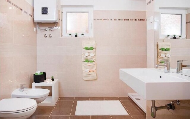 Amazing Home in Nedescina With Wifi and 3 Bedrooms