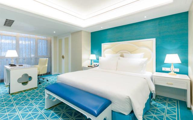 Wyndham Grand Plaza Royale Ningbo