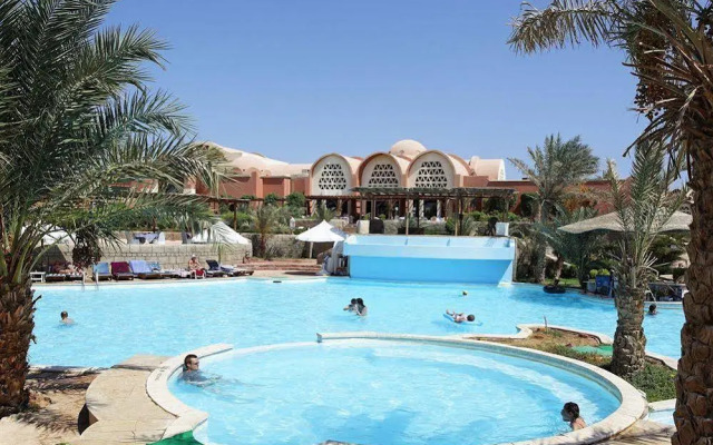The Three Corners Palmyra Resort