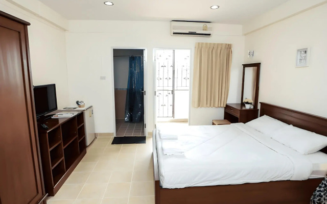 Baan Boonanan Apartment