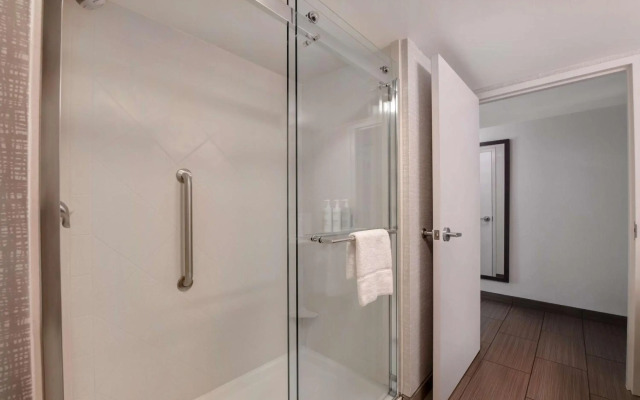 Holiday Inn Express Hotel & Suites Henderson by IHG