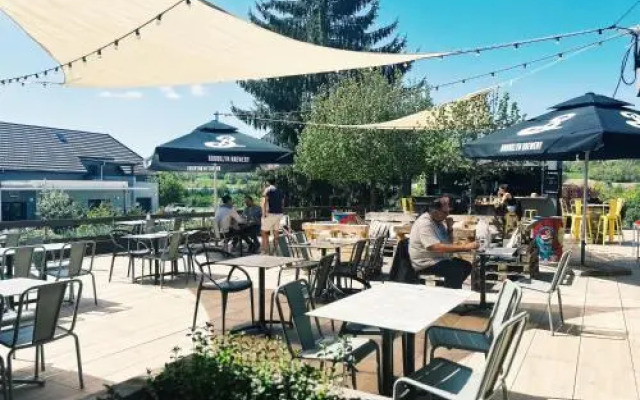 Hotel The Originals Annecy Nord (ex P'tit-Dej Hotel)