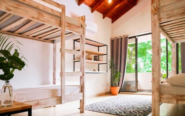 Rapture Surfcamps Costa Rica