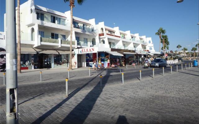Paphinia Hotel Apartments