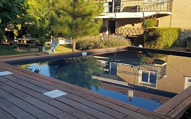 Le Cyprès Bleu chambres d' hôtes