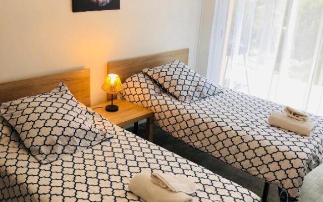 Villa piscine privée vallée châteaux Dordogne