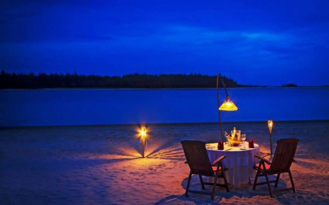 Le Domaine De Tam Hai Resort