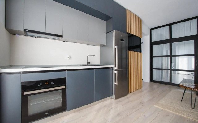 Monochrome Style Central Apartment