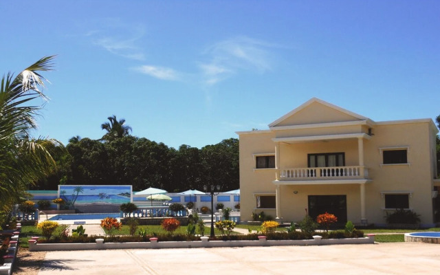 Saara Hotel