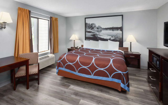 Super 8 by Wyndham Sun Prairie/Madison E