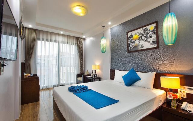 Bella Premier Hotel & Rooftop Skybar