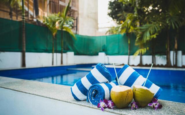 Derive Hotel by Amor
