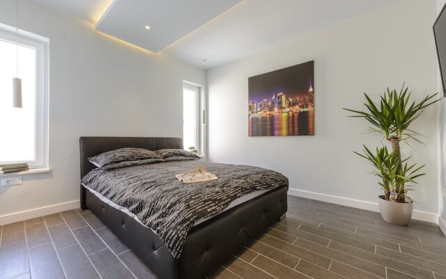 Viktorija Apartment
