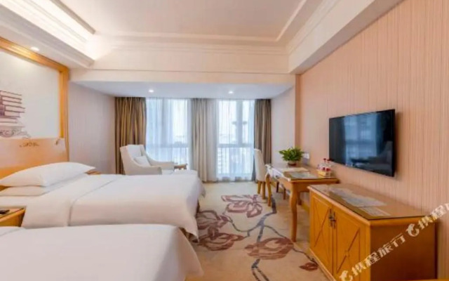 Vienna Hotel Dongguan Shatian Humen Port