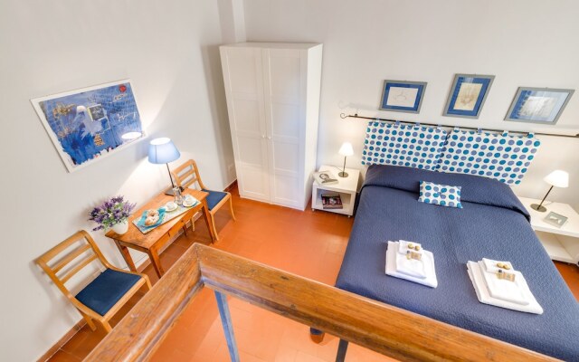 Rome as you feel - Piazza dei Satiri