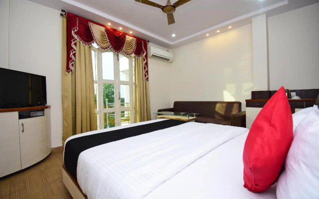 Hotel Greenland Towers by OYO Rooms